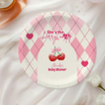 Sie ist die Cherry auf der Babydusche Pappteller<br><div class="desc">Servieren Sie Ihre Leckereien mit einer Touch Süße mit unseren She's the Cherry on Top Baby Shower Paper Teller! Diese Teller mit einem skurrilen Kirschdesign und sanften Aquarellakzenten sind die perfekte Ergänzung zu Ihrem Baby-Duschtisch. Diese Teller sind als Ergänzung zu Ihrem Kirschfest konzipiert und wirken sowohl funktional als auch charmant....</div>