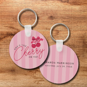 Sie ist die Cherry auf der Top Pink Baby Dusche Schlüsselanhänger