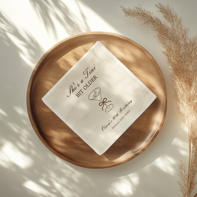 Sie ist ein bisschen älter Coffee Martini Geburtst Serviette (Von Creator hochgeladen)