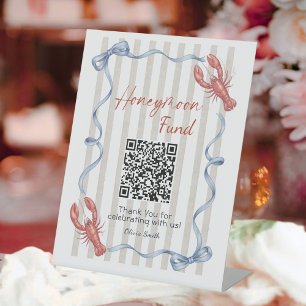 Sie ist ein Fang-Hummer-Hochzeitsreise-Fonds QR-Co Sockelschild