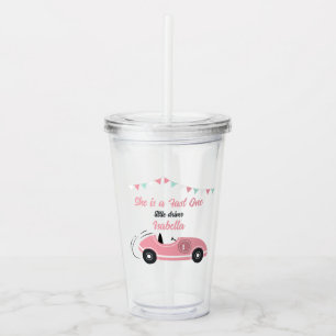 Sie ist ein Festlich Rosa Rennwagen Geburtstag Fas Acryltrinkbecher
