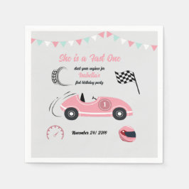 Sie ist ein schnelles, festlich rosa Rennwagen zum Serviette