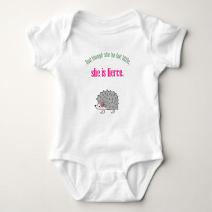 Sie ist heftiger niedlicher baby strampler