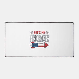 Sie ist mein Feuerwerk-Patriotisches-Paar-Design_1 Schreibtischunterlage