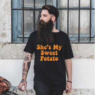 Sie ist mein Süßkartoffel Thanksgiving Paar T-Shirt