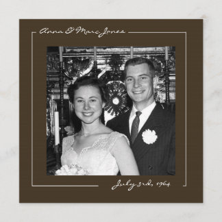 Sie ist niedliche Blumen-Einladung Einladung