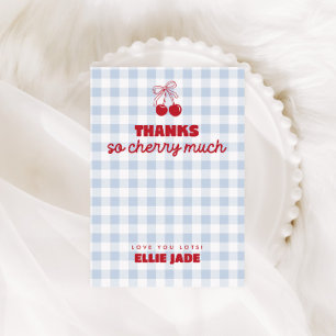 Sie ist unsere Kirsche auf dem blauen Gingham-Gebu Dankeskarte