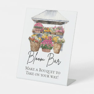 Sie ist vom Markt floral Elegant Script Bloom Bar Sockelschild