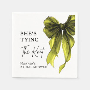 Sie knüpft den Knoten Chartreuse-Bow-Bridal-Shower Serviette