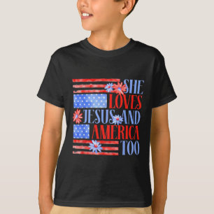 Sie liebt Jesus und Amerika auch USA-Flagge Floral T-Shirt