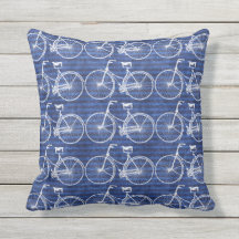 Sie plus Fahrrad entsprechen den glücklichen