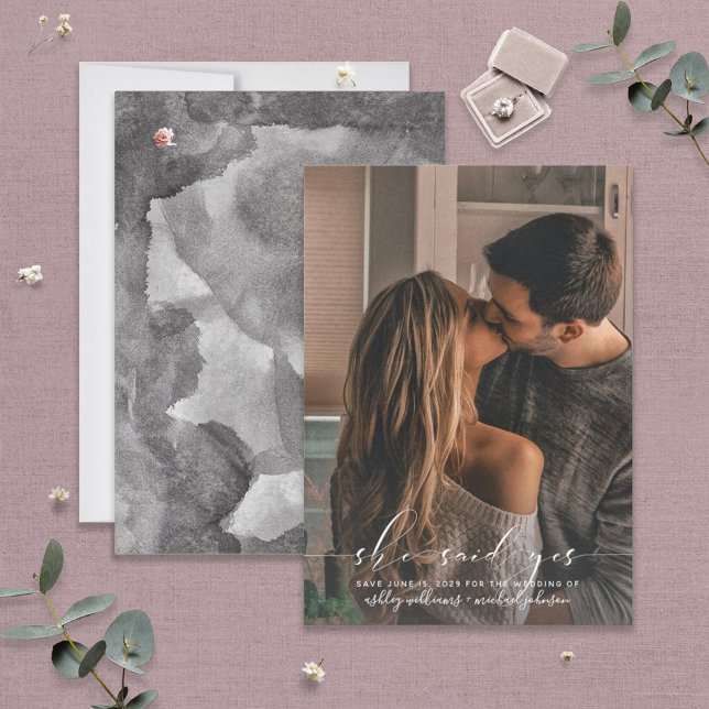 SIE SAGTE JA Kalligrafisches Foto Save the Date (Von Creator hochgeladen)