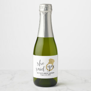 Sie sagte ja Mini-Sparkling Weinflaschen-Etikett