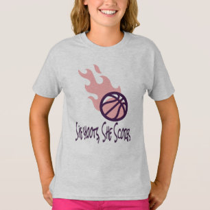 Sie schießt, sie Scores Hanes TAGLESS® T - Shirt
