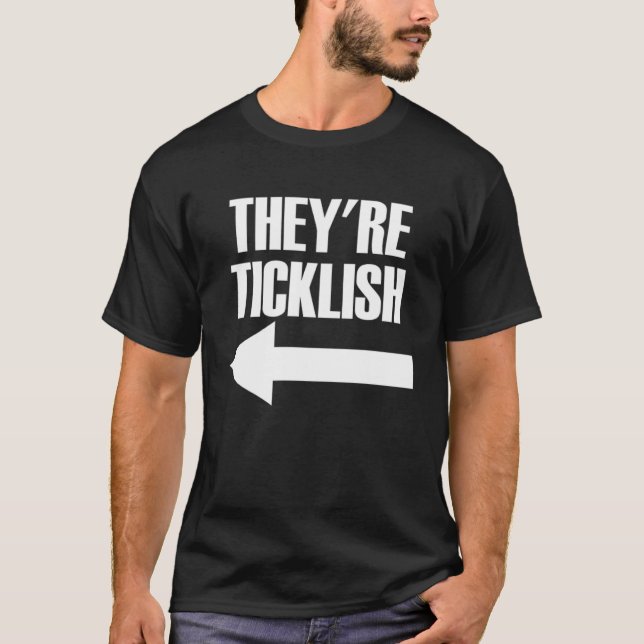 Sie sind kitzlig Pfeil links mit Kitzelkampf Kitze T-Shirt (Vorderseite)