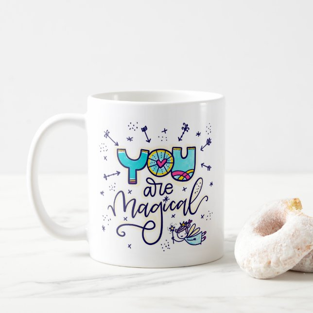 Sie sind magisch, handschriftlich und illustriert kaffeetasse (Mit Donut)