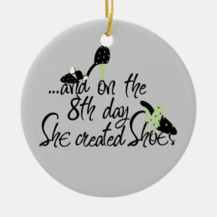 Sie stellte Schuhe her Keramikornament