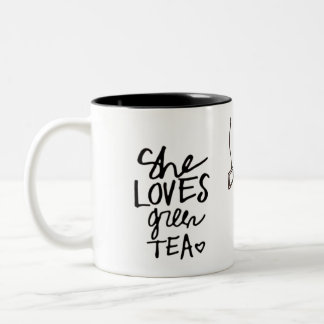 sie Tasse des grünen Tees der Lieben