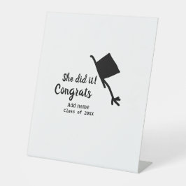 Sie tat es Glückwunsch Abschluss geben Studentenna Sockelschild