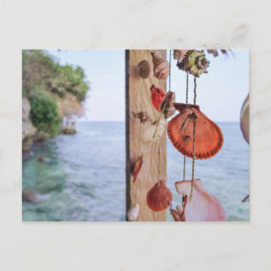 Sie verkauft Muscheln Postkarte