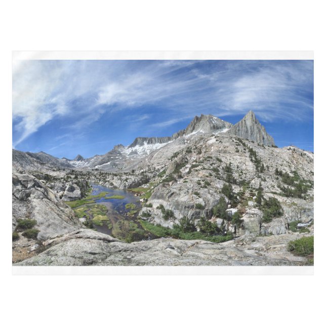 Sieben Gables über sieben Gabelseen - Sierra - Tischdecke (Vorderseite (Horizontal))
