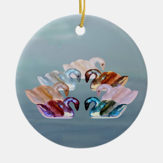 Sieben Schwäne eine Schwimmen-Verzierung Keramikornament (Vorne)