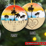 Siesta Key Florida Beach Retro Sunset Souvenir 60e Keramik Ornament<br><div class="desc">Siesta Key Florida Vintag 60er Souvenirs. Siesta Key Florida - Retro Tropical Palm Tree 60er Souvenirs Vintages Design macht ein großartiges Weihnachts- oder Geburtstagsgeschenk für Fans des Siesta Key Beach. Das Retro-Sommerdesign ist ein perfektes Geschenk für Reisende und tropische Fans. - " Sie können diese Vorlage anpassen und ändern, indem...</div>