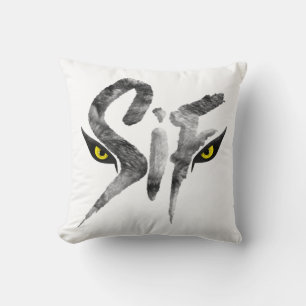 Sif, die Typografie des Großen Grauen Wolfs Kissen