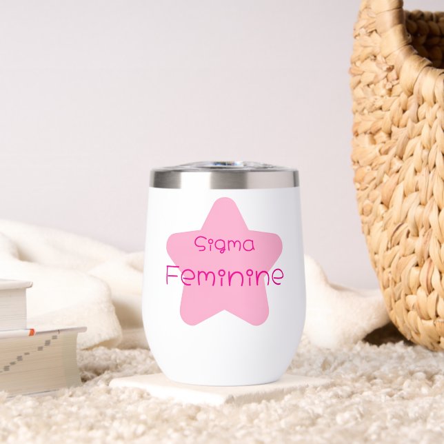 Sigma Feminine Water Bottle (Wohnzimmer (gedreht))