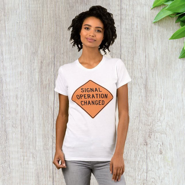 Signaloperation T - Shirt verändert Frauen (Von Creator hochgeladen)