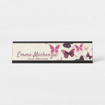 Signatur der Lila Schreibtischnamensplatte