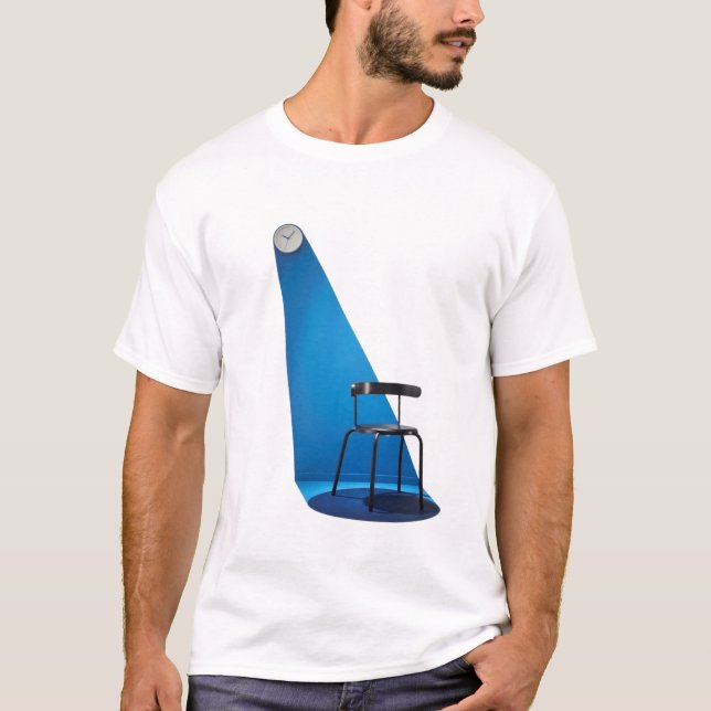 Signifikanz de l'horloge et de la chaise T-Shirt (Vorderseite)