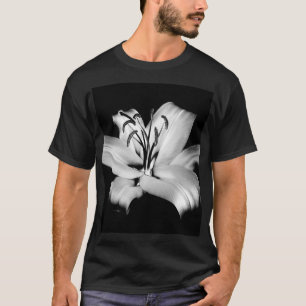 Silber Lily: einfarbige Blumen-Eleganz. T-Shirt
