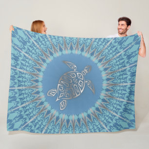 Silberblaue Meeresschildkröte und Mandala Fleecedecke