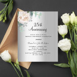 Silberes Blumenbudget 25. Hochzeitstag<br><div class="desc">Ein Imitat silber aussehender Hintergrund. Weiße Blumen,  Blume aus Pinien und grüne Eukalyptusgrün im Wasser. Personalisieren und fügen Sie Ihre Namen und die Details. 1 Blatt = 1 Einladung mit Druckkante bis Kante.</div>