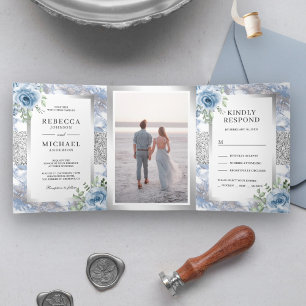 Silberfolie Staubblaues Blumenmarmor Foto Hochzeit Dreifach Gefaltete Einladung
