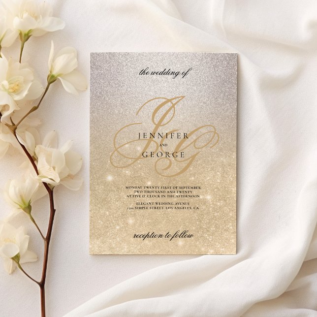 Silbergoldmonogramm erste ombre Glitzer Hochzeit Einladung (Silver gold monogram initals ombre glitter wedding)