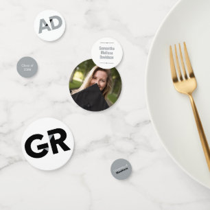 Silbergrau große fett winklig geschnittene Buchsta Konfetti