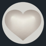 Silberherz Runder Aufkleber<br><div class="desc">Dieser Aufkleber weist ein formschön silberes Herz auf grauem Hintergrund auf. Klicken Sie auf "Anpassen", um das silberne verblassende Herzbild zu verändern, die Hintergrundfarbe zu ändern und Text hinzuzufügen. Ein Herzaufkleber funktioniert als feierliche Ergänzung zu Weinflaschen, Bonbons, Geschenktaschen oder anderen Gastgeschenken für Hochzeiten, Verlobung oder Jubiläum Party und Brautpartys. Personalisieren...</div>