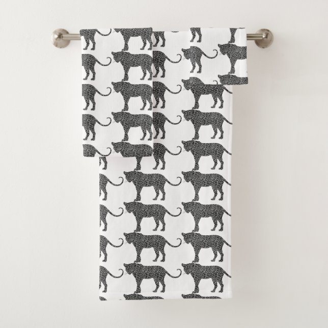 Silberleopard auf der Weißen Klassik Badhandtuch Set (Insitu)