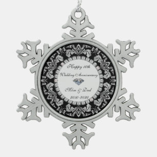 Silberne Schwünge Diamanten 10. Hochzeitstag Schneeflocken Zinn-Ornament