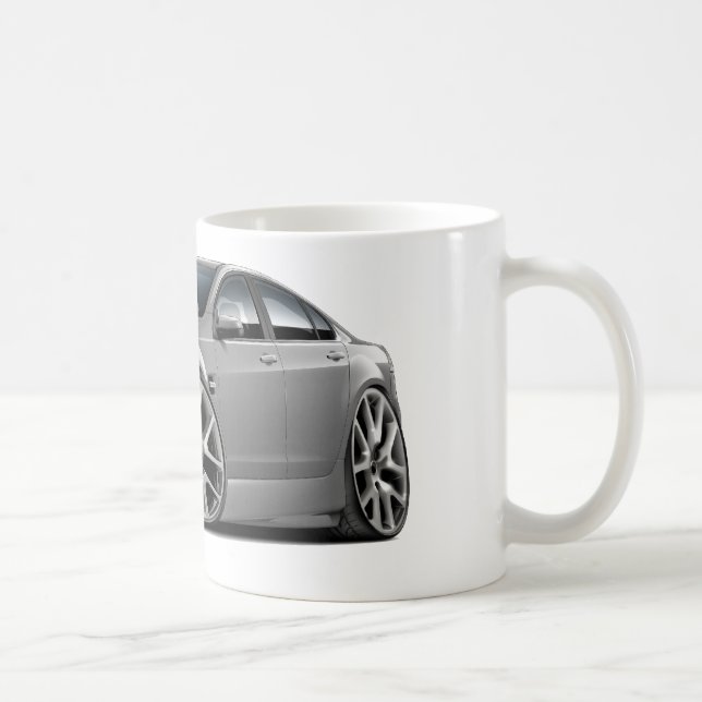 Silbernes Auto Pontiacs G8 GXP Tasse (Rechts)