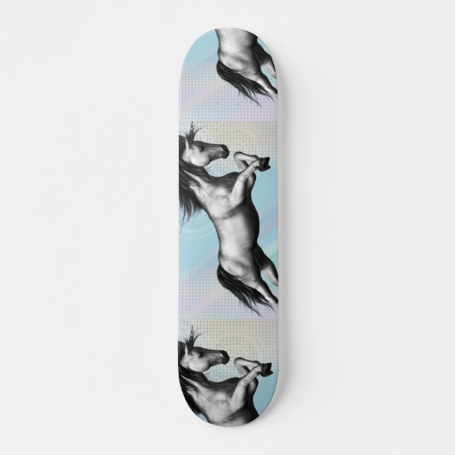 Silbernes Einhorn Skateboard (Vorne)