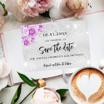Silberrosa Blume zum Geburtstag Save the Date Ankündigungspostkarte<br><div class="desc">Eine trendige und mädchenhafte Save the Date-Karte für eine 40. Geburtstagsfeier (oder jedes Alter). Ein silbernes Imitat mit Glitzern und rosa und violetten Blume,  Rose. Personalisieren und fügen Sie ein Datum und Name/Alter 40. Schwarze Buchstaben. Der Text: Save the Date ist mit einem großen angesagten,  handgeschriebenen Stilskript geschrieben.</div>