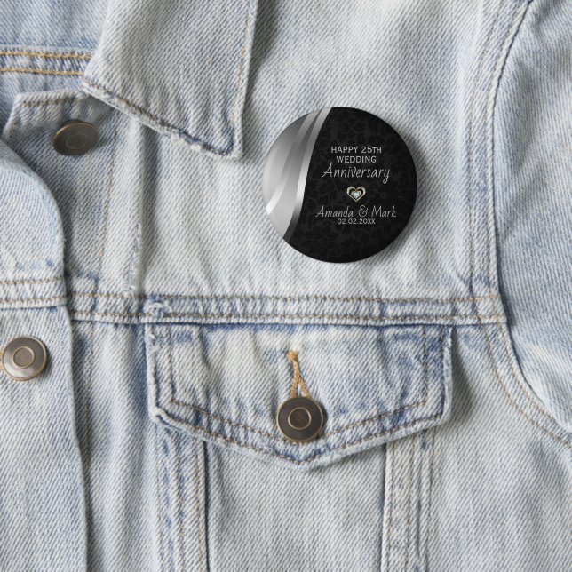 Silbersatin und schwarzer Damast Button (Beispiel)