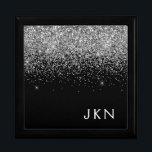 Silberschwarzer Glitzer Monogram-Mädchenname Erinnerungskiste<br><div class="desc">Schwarz und Silber Sparkle Glitzer Monogram Name Jewelry Keepake Box. Dies macht den perfekten Abschluss,  Geburtstag,  Hochzeit,  Brautparty,  Jubiläum,  Babydusche oder Junggeselinnen-Abschied Geschenk für jemanden,  die Lieben glamourösen Luxus und schicke Stile.</div>