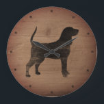 Silhouette Black and Tan Coonhound Rustikal Große Wanduhr<br><div class="desc">Coonhound Lover's Wall Clock. Holzdesign ist bedruckt,  nicht echtes Holz.</div>