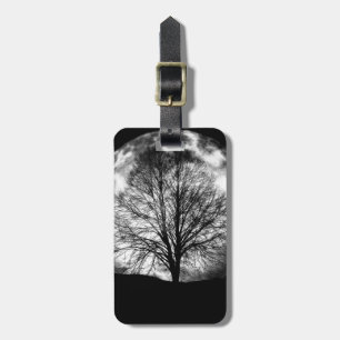 Silhouette der Bäume vor Vollmond Gepäckanhänger