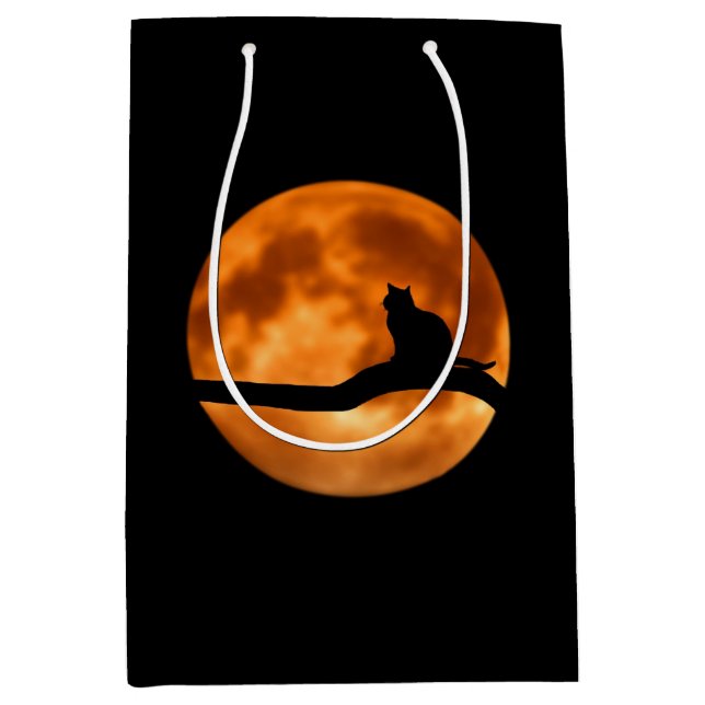 Silhouette einer schwarzen Katze in einem Baum Mittlere Geschenktüte (Vorderseite)