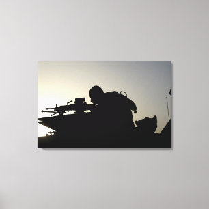 Silhouette eines Artilleristen der Leinwanddruck